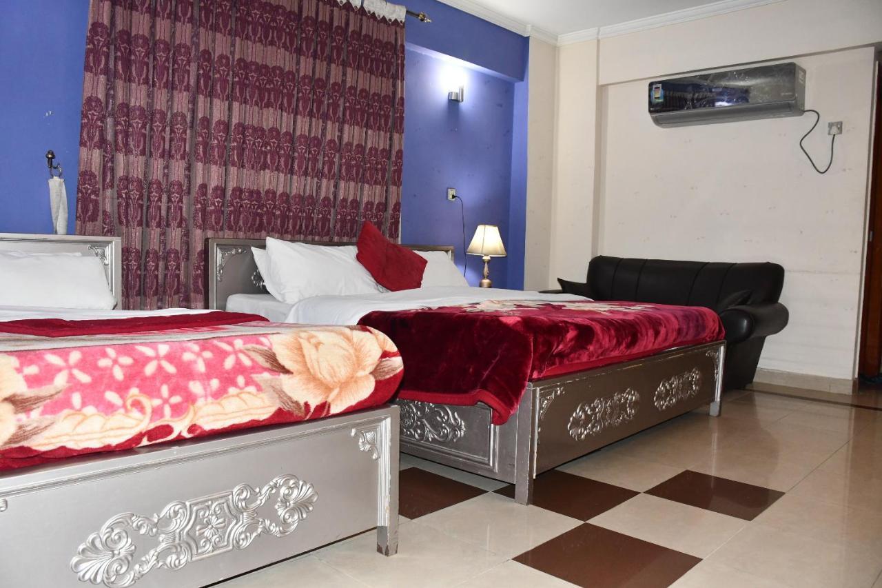 Mir Continental Hotel มุซซาฟฟาราบัด ภายนอก รูปภาพ