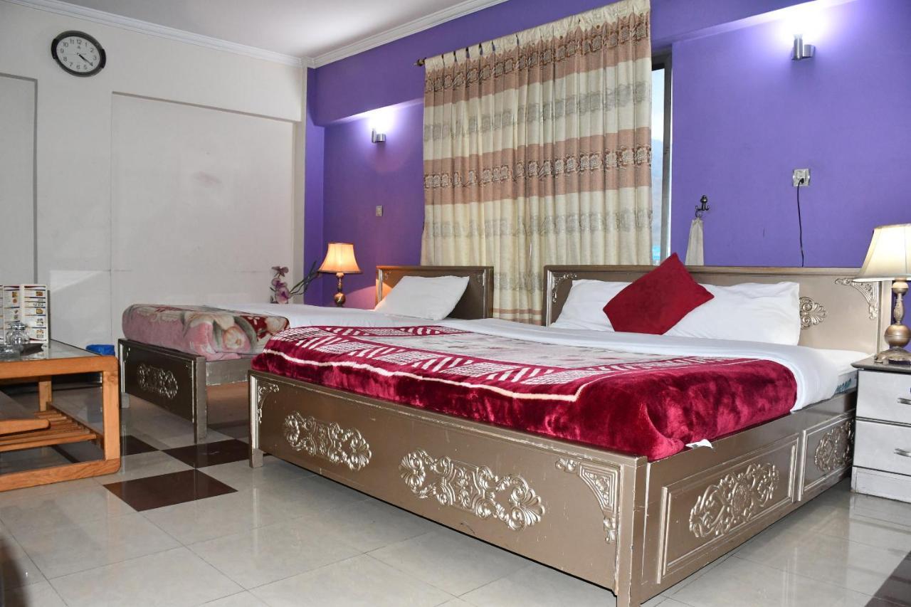 Mir Continental Hotel มุซซาฟฟาราบัด ภายนอก รูปภาพ